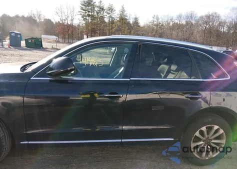 2015 Audi Q5 2.0T Premium z USA, uszkodzony, nr VIN WA1CFAFP2FA111412